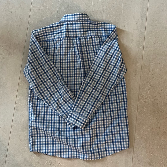 Vineyard Vines Button Up - Picture 2 of 2